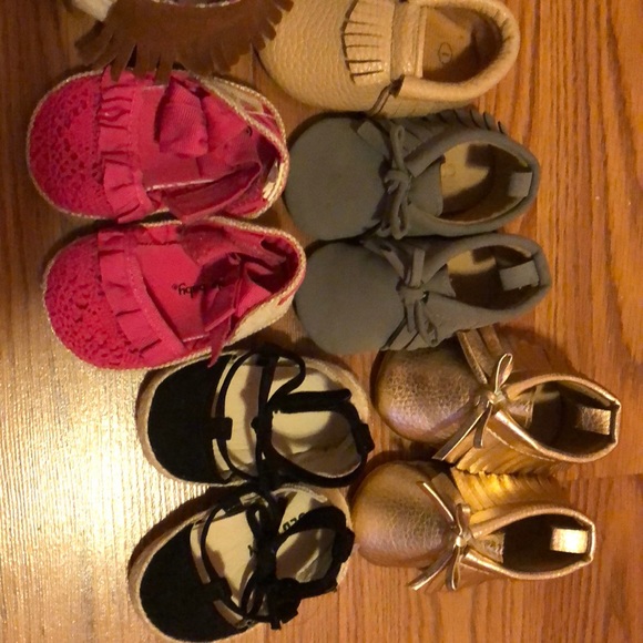 Baby moccasins shoes size 1c - Picture 3 of 3